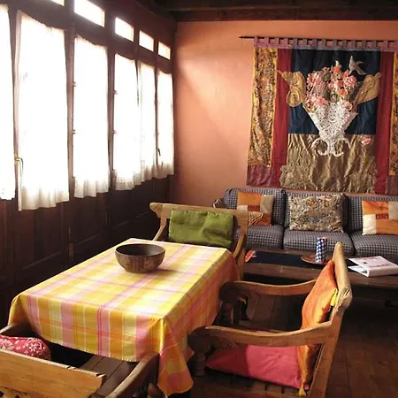 Sleeps 6 Pool Wifi Vila *