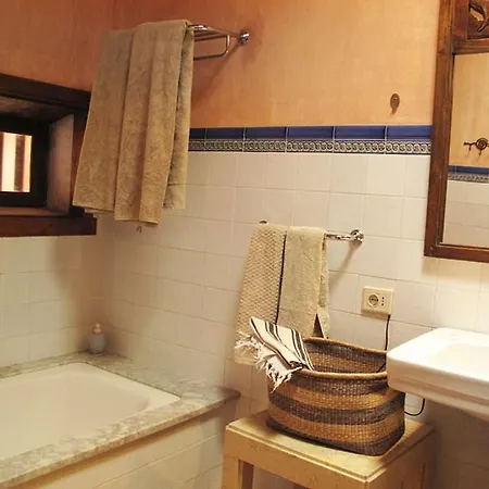 Sleeps 6 Pool Wifi ヴィラ *