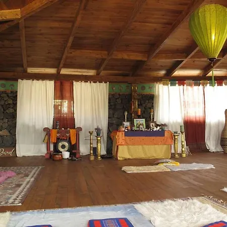 ヴィラ Sleeps 6 Pool Wifi Uga