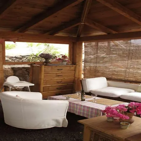 Sleeps 6 Pool Wifi