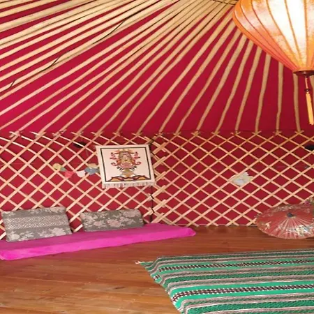 ヴィラ Sleeps 6 Pool Wifi